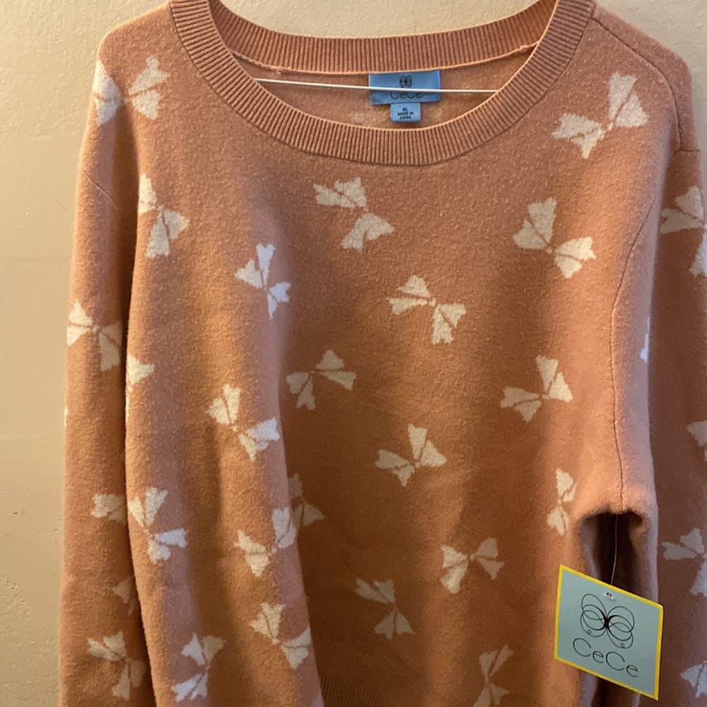 Sweater - Picture 2 of 7